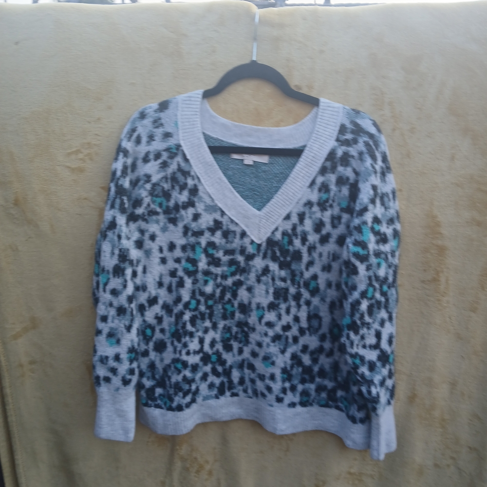 LOFT Gray and Teal Leopard Print V-Neck Sweater